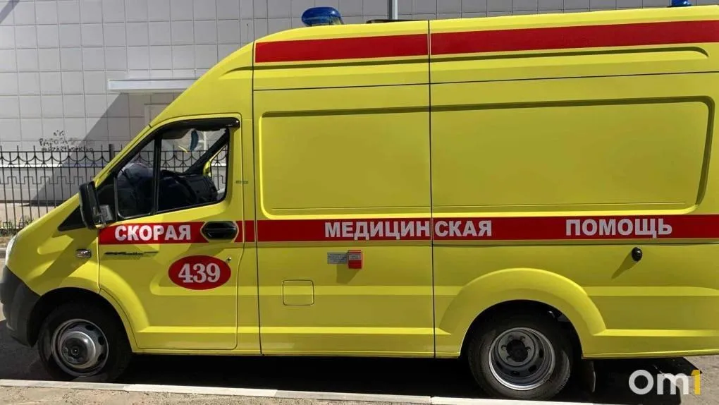 В Омске закончилась вакцина от клещевого энцефалита Как уточняют в городских клиниках дефицит наблюдается по всей стране Сотрудники не могут точно сказать когда вакцина снова появится в наличии А изданию Омск Информ в Минздраве пояснили что эта проблема временная и вакцина поступит в медучреждения до конца апреля Сезон активности клещей в Омской области уже в полном разгаре Регион занимает первое место по количеству укусов при этом клещи несут угрозу заражения опасными заболеваниями такими как клещевой энцефалит и боррелиоз Кстати с начала этого года вакцинацию от клещевого энцефалита уже сделали порядка 2 млн россиян в том числе 66 000 омичей Om1 Омск в MAX подписывайтесь и читайте новости без ограничений