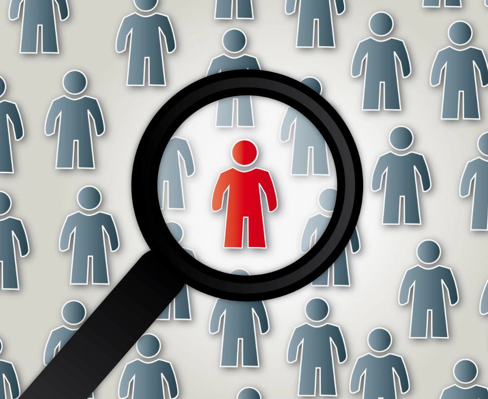 Восемнадцать специальностей остаются дефицитными в Свердловской области в начале 2026 года Это врачи дворники повара продавцы консультанты продавцы кассиры фармацевты провизоры товароведы слесари инженеры пусконаладочных работ электромонтажники маляры монтажники токари мерчандайзеры автослесари администраторы магазина ветеринарные врачи директора магазина Десять самых востребованных на рынке труда в регионе специалистов сейчас продавцы консультанты продавцы кассиры менеджеры по продажам и работе с клиентами разнорабочие повара водители курьеры врачи упаковщики электромонтажники слесари В двадцатку специалистов с массовым спросом вошли также инженеры конструкторы бухгалтеры монтажники уборщики кладовщики администраторы сварщики директора магазинов грузчики машинисты