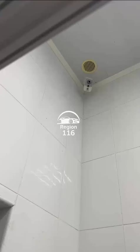 В Казани сняли муляжи видеокамер в школьных туалетах после возмущения учащихся