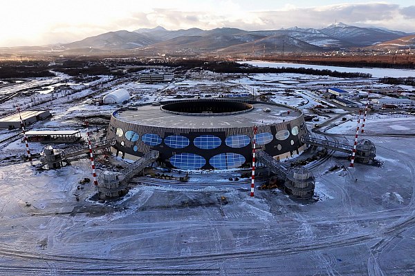 Пассажирский терминал аэропорта Петропавловск-Камчатский подключили к природному газу  Резидент территории опережающего развития  ТОР  "Камчатка" – "Международный аэропорт Петропавловск-Камчатский" подключен к природному газу. Максимальный объем потребляемого газа на отопление зданий нового аэровокзального комплекса составит 978 куб. м в час. Об этом сообщает ТАСС со ссылкой на данные Корпорации по развитию Дальнего Востока и Арктики  КРДВ .  aviaru.net/n278469