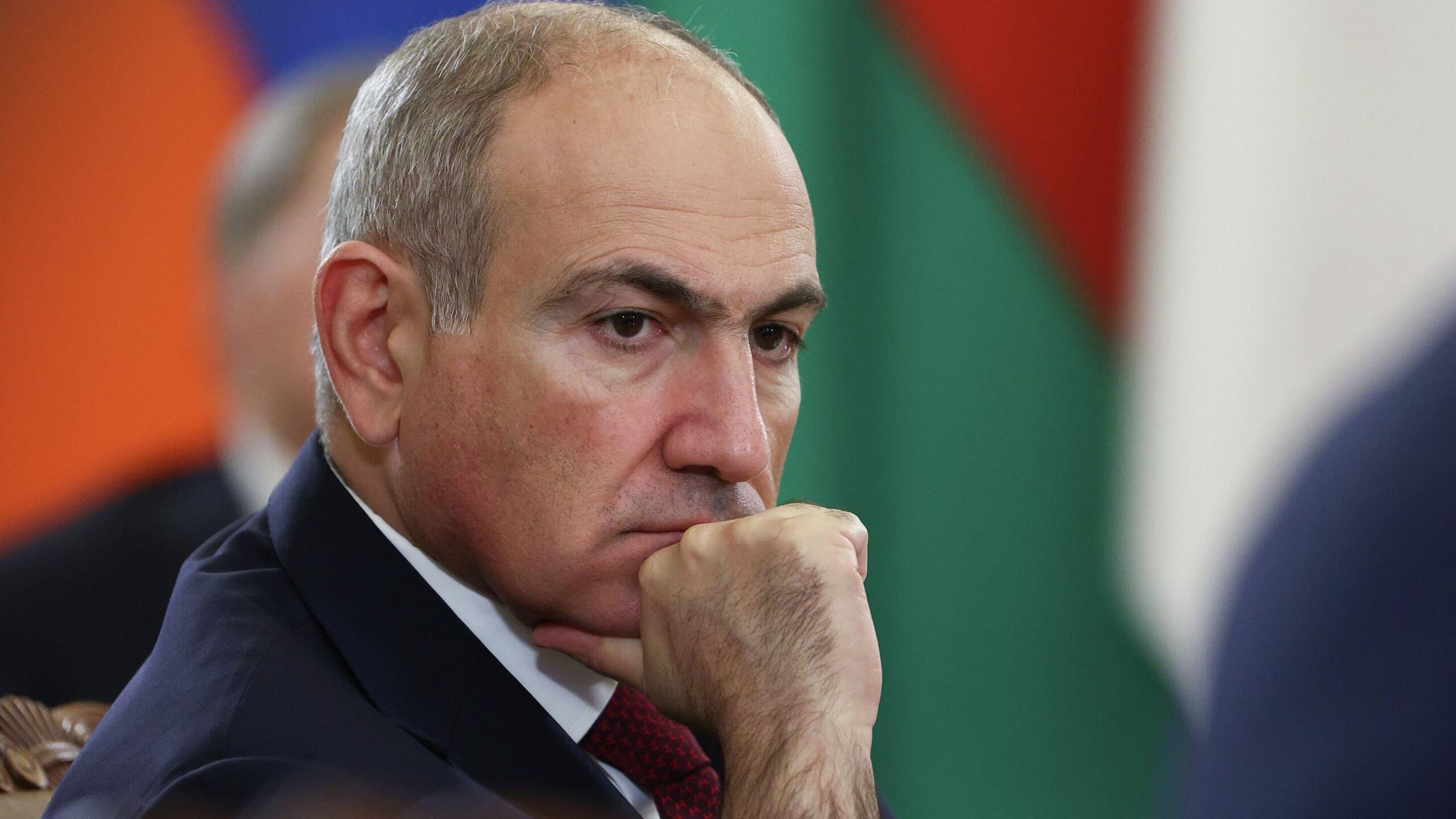 Энергетические системы Армении и Азербайджана будут объединены заявил премьер министр Армении Никол Пашинян Да однозначно и несомненно энергетические системы Армении и Азербайджана будут объединены друг с другом и две страны ред будут взаимно использовать возможности как экспорта так и импорта на одинаковых условиях заявил Пашинян в ходе правительственного часа в парламенте отвечая на вопрос оппозиционного депутата о возможности объединения энергосистем двух стран в рамках проекта Маршрут Трампа