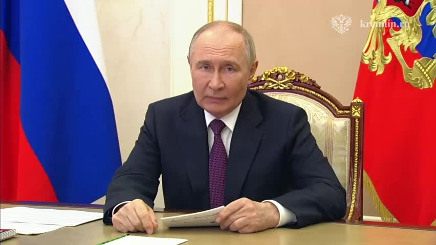 Путин обсудит поддержку инвестиционных проектов в промышленности с правительством
