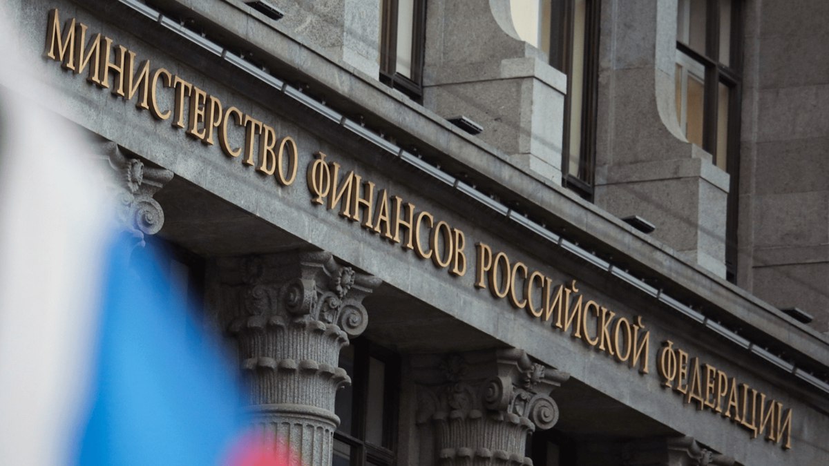 Пятница. Следим за новостями: — Минфин понизил прогноз для ФНБ на 2025 год — он уменьшился почти на 2 трлн рублей. На конец года средства ФНБ составят 12,76 трлн рублей 5,8% к ВВП ; — Число регистраций индивидуальных предпринимателей в первом квартале 2025 года выросло на 6%, а юридических лиц сократилось на 26% vc.ru/money/1989762