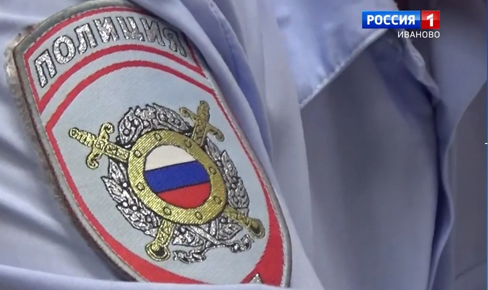 В Иванове возбуждено уголовное дело по факту поджога машин В Иванове возбуждено уголовное дело по факту поджога машин Возгорание случилось на улице Добролюбова Преступников ищет полиция Сайт   ivteleradio ru Бот обратной связи в ТГ ivteleradio feedback bot
