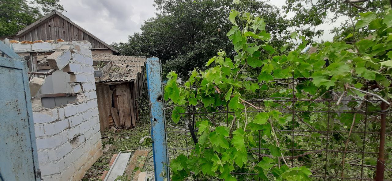 Села Васильевского территориального отдела частично обесточены из-за обстрела ВСУ "Зафиксировано шесть прилетов. После второго в селах пропало электричество. В Васильевке его уже восстановили. В Софиевке свет дали частично", — сообщает Администрация Каховского округа. Информация о пострадавших не поступала. ПОДПИСАТЬСЯ НА ТАВРИЮ
