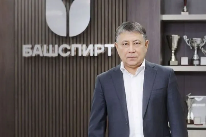 Следствие просит смягчить меру пресечения главе Башспирта Абдрахимову Следователь просит смягчить меру пресечения генеральному директору АО Башспирт Раифу Абдрахимову В Советский районный суд Уфы поступило ходатайство об освобождении его из СИЗО под запрет определенных действий В обоснование своего ходатайства следователь указал что обвиняемый вину в инкриминируемых деяниях признал полностью и оказывает содействие в расследовании преступления говорится в сообщении Рассмотрение ходатайства назначено на 14 апреля в 16 00 РБК Уфа  Разыгрываем iPhone 17 Pro Max и еще кучу призов Участвовать