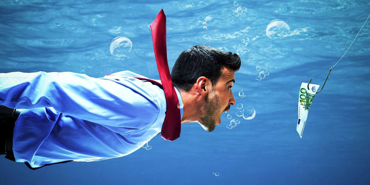 Попались на крючок житель Динского района обманул клиентов при изготовлении причала из поплавков В Геленджике 37 летний мужчина работал в сфере изготовления маломерных судов и пообещал 2 клиентам сделать поплавки для причала из пластиковых труб Получив от потерпевших 510 000 рублей заказ он не выполнил а деньги потратил Возбуждено уголовное дело по ч 2 и 3 ст 159 УК РФ Мошенничество недобросовестному мастеру грозит до 6 лет лишения свободы фото из общего доступа