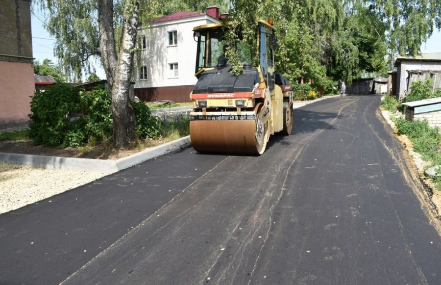 В Болхове в 2025 году обустроят две общественные и три дворовые территории в рамках нацпроекта «Инфраструктура для жизни» В рамках программы «Формирование комфортной городской среды» национального проекта «Инфраструктура для жизни» в г. Болхове ведётся обустройство 2-х общественных территорий по ул. Ногина и ул. Подгорной и трех дворовых территорий.