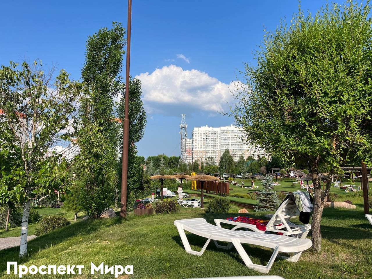 Жара похолодание и дожди ждут красноярцев в выходные В субботу в Красноярске будет малооблачно и без осадков Утром 13 и туман днем потеплеет до 28 Вечером температура воздуха опустится до 23 градусов Ночью и утром в воскресенье ожидается около 16 Днем будет не больше 20 градусов а к вечеру похолодает до 18 В течение дня будут идти дожди В предстоящие выходные ветер будет слабый ветер Его скорость будет колебаться от 1 до 4 м с prmira news