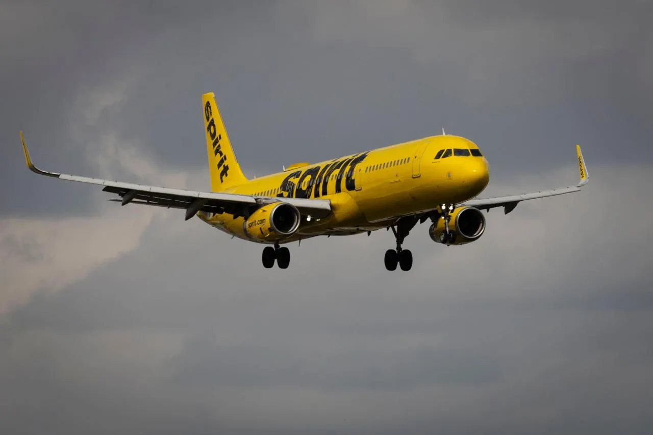 Лоукостер Spirit Airlines находится под угрозой полной ликвидации из за резкого роста цен на топливо на фоне конфликта на Ближнем Востоке передает агентство Блумберг со ссылкой на источники