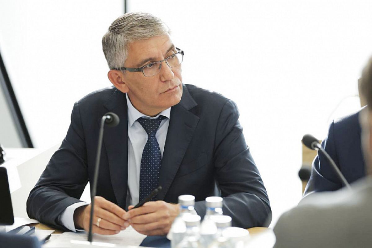 Дмитрий Миляев принял участие в заседании комиссии Госсовета по направлению Промышленность   newstula ru fn 1722149 html 10 сентября Губернатор Тульской области Дмитрий Миляев принял участие в заседании комиссии Госсовета РФ по направлению Промышленность Комиссию возглавляет Губернатор Самарской области Вячеслав Федорищев Он поблагодарил министра промышленности и торговли РФ Антона Алиханова за совместную конструктивную работу в рамках комиссии Государственного Совета   Прислать новость Подписаться