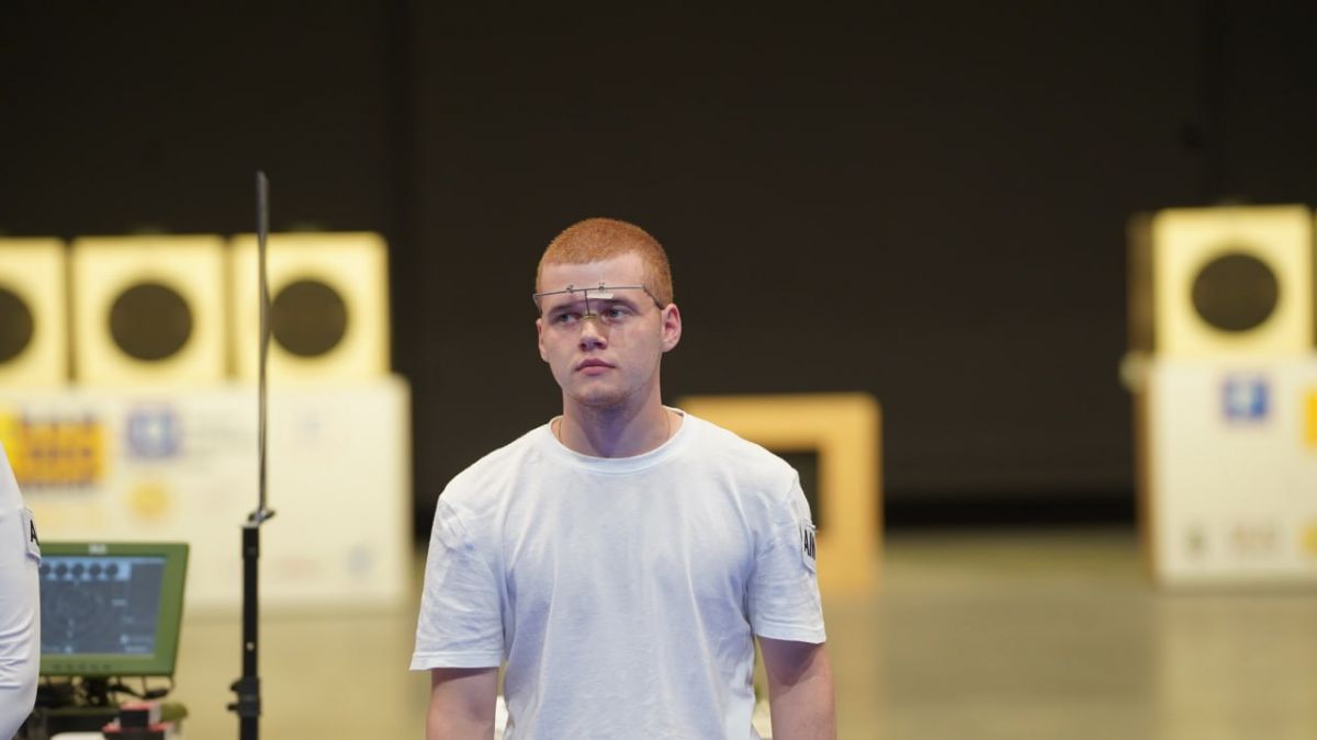 Липецкий стрелок Иван Семенихин завоевал золото Чемпионата Европы     Липецкий спортсмен Иван Семенихин завоевал золотую медаль юниорского Чемпионата Европы, который проходит сейчас во Франции.  ↗  Прислать новость   Подписаться