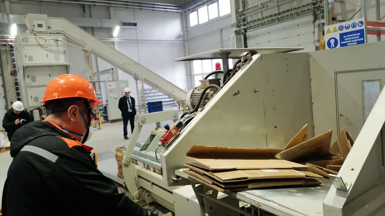 Прикамский картон Группы предприятий ПЦБК вошел в число лучших работодателей России В ежегодном федеральном рейтинге работодателей России от HeadHunter за 2025 год оказался Прикамский картон Предприятие стало финалистом в категории крупных компаний штат от 1001 до 5000 человек заняв 218 место в общероссийском списке Этот результат отражает качество кадровой политики и уровень удовлетворенности коллектива на одном из флагманов пермской промышленности Всего в рейтинге участвовало почти 1 8 тысячи компаний из 69 регионов страны Партнерский пост       Подписаться на Properm ru