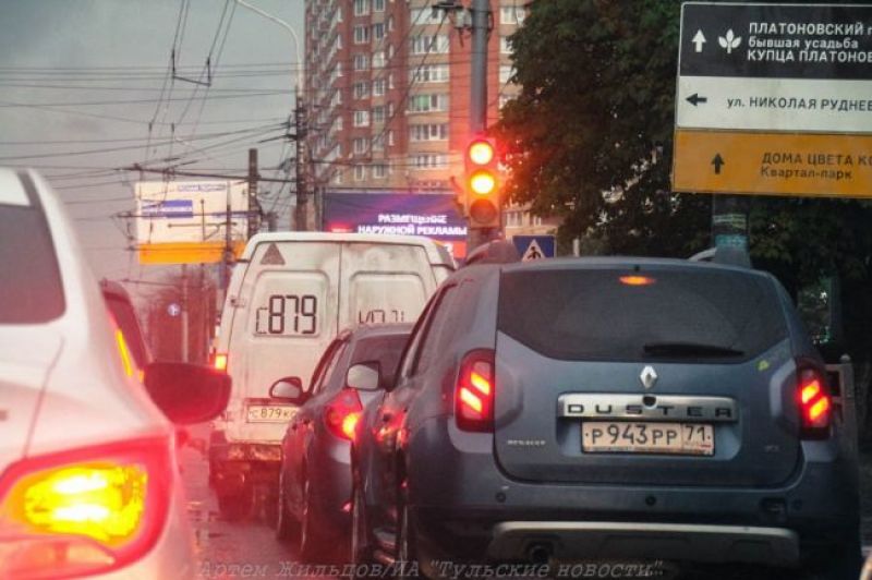 Постоим: 1 июля в Туле начнется ремонт Калужского шоссе     Уже завтра, 1 июля, в Туле начнут ремонтировать Калужское шоссе. На и без того затрудненном участке организуют реверсивное движение.  ↗  Прислать новость   Подписаться