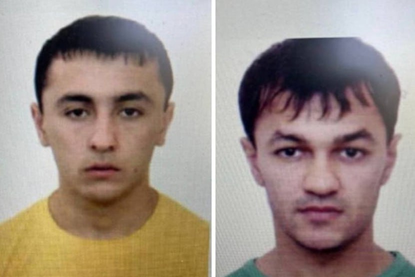 В Калужской области лишили гражданства двух братьев из Азербостана. Дикари получили российское гражданство, уже будучи обладая целой кучей судимостей - диаспора помогла. Бабуины в открытую пропагандировали ненависть в отношении русских и пропагандировали превосходство азерботов. Сегодня судья поддержал решение ФСБ о лишении их гражданства. Мигрантам.НЕТ — подписаться