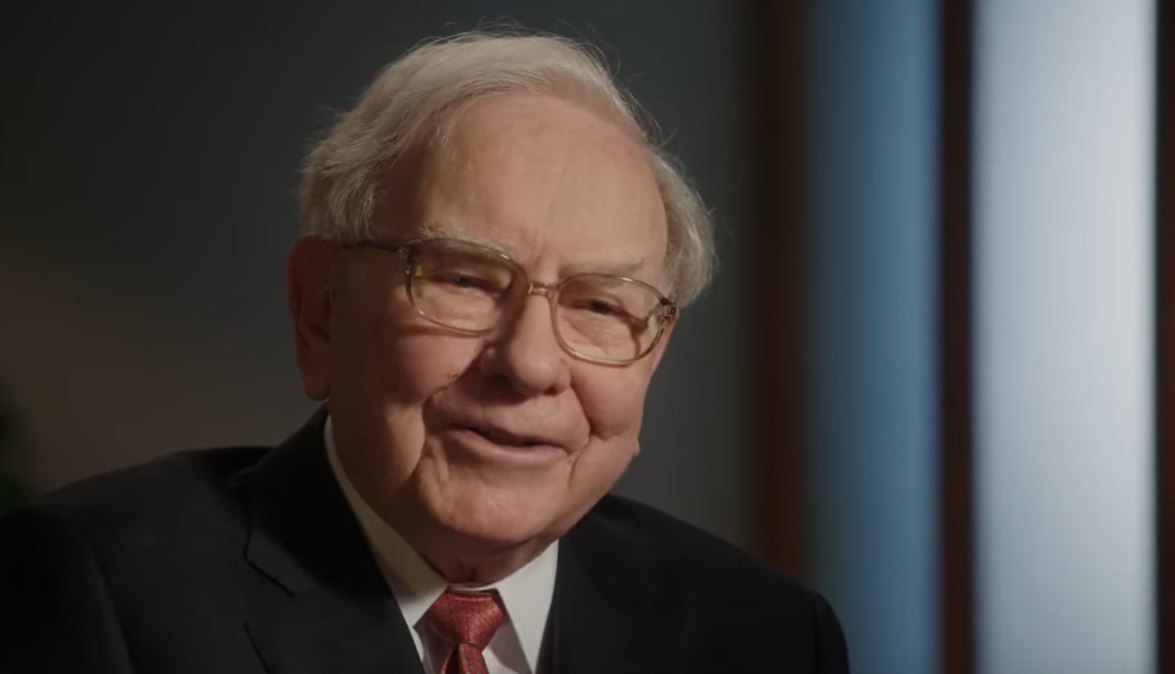 Баффетт опубликует последнее письмо акционерам Предприниматель уйдет с поста гендиректора в 2025 году сохранив пост председателя совета директоров компании Один из богатейших людей планеты 95 летний американский предприниматель Уоррен Баффетт в понедельник 10 ноября опубликует свое последнее письмо к акционерам Berkshire Hathaway Об этом сообщило агентство CNBS News со ссылкой на сообщение компании Последнее пись Читать на сайте ИА Бизнес код письмо предприниматель публикация УорренБаффетт