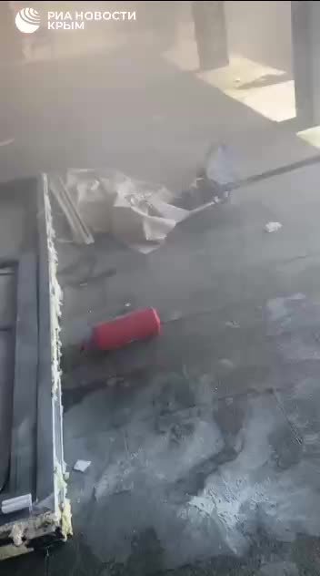 Пожар в магазине на Приморском пляже Ялты ликвидирован без пострадавших