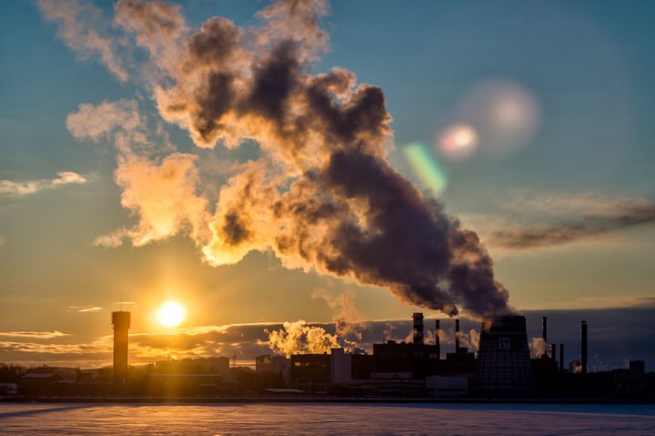 Повысят температуру В связи с надвигающимися аномальными морозами до 36 С ПАО Т Плюс увеличит температуру в системе теплоснабжения столицы Удмуртии Для поддержания комфорта в ваших квартирах мы увеличиваем температуру в системе теплоснабжения Сейчас она превышает 100 С сообщает пресс служба регионального филиала компании Отмечено что за нормативные параметры отопления и горячего водоснабжения в квартирах отвечают управляющие компании Подписаться на нас Telegram I MAX
