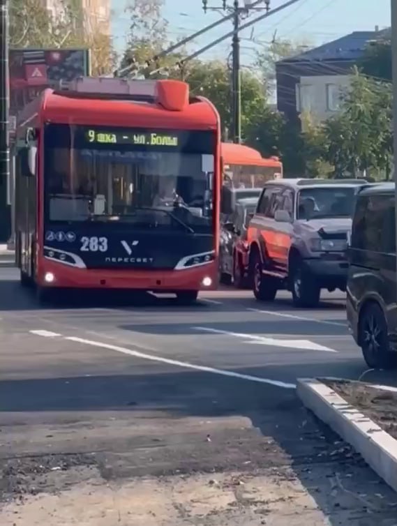 С 6 декабря изменится расписание троллейбусного маршрута 9 в выходные дни отправление от остановки Комсомольская площадь 07 31 08 00 08 32 09 01 09 30 09 59 10 28 10 54 11 29 11 57 12 24 12 53 13 22 13 49 14 20 14 51 15 18 15 47 16 16 16 45 17 12 17 47 18 14 18 43 19 10 20 08 21 00 22 06 отправление от остановки Посёлок Березовка 06 37 07 06 07 38 08 07 08 36 09 05 09 34 10 00 10 35 11 03 11 30 11 59 12 28 12 55 13 26 13 57 14 24 14 53 15 22 15 51 16 18 16 52 17 20 17 49 18 16 19 14 20 06 21 12 отправление от остановки Посёлок Березовка до остановки Троллейбусное депо 18 45 19 43 22 02 23 08