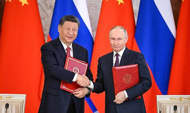 В рамках встречи Президента России Владимира Путина и Председателя Китайской Народной Республики Си Цзиньпина в перечне официальных документов принят Меморандум о взаимопонимании и сотрудничестве между Движением Первых и Всекитайской федерацией молодежи. Меморандум даст возможность ребятам из наших стран усилить работу по ряду направлений: Обмен взаимными визитами детей и молодежи двух стран; Направление представителей детских организаций для участия в совместных проектах и мероприятиях; Проведение гастролей китайских и российских молодежных и юношеских хоров «Взявшись за руки!». Поощрение и поддержка организации программ детских и молодежных обменов; Совместная поддержка молодежных инициатив и проектов. Наши регулярные контакты помогут народам России и Китая проводить работу по сохранению и защите исторической правды и памяти! Ребят, ждите новостей! Будет интересно!