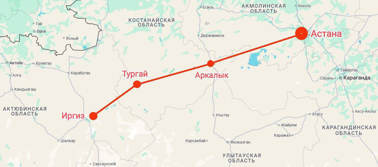 В Казахстане начали строить автотрассу от Астаны до ТМТМ В Костанайской области приступили к строительству автодорожного коридора «Центр - Запад», сообщили в правительстве Казахстана. Работы одновременно стартовали в городе Аркалыке и в селе Торгай. Новый коридор не только соединит центр и запад Казахстана, но также создаст дополнительный выход на Транскаспийский международный транспортный маршрут ТМТМ . ℹ В мае премьер-министр Олжас Бектенов поручил приступить к строительству дороги «Центр – Запад» не позднее середины июня 2025 года. Автотрасса второй технической категории с пропускной способностью до 3 тысяч автомобилей в сутки будет пролегать через Аркалык, Тургай и Иргиз. Планируется планируется построить три транспортных развязки, 20 мостов, один путепровод через железную дорогу, а также обустроить подъездные дороги. Ожидается, что новый маршрут от Астаны до западных областей будет короче других на 560 километров, что позволит сократить время в пути на 5 часов. Ранее LogiStan писал о том, что китайская CITIC Group решила принять участие в строительстве и реконструкции трассы «Центр – Запад». Logistan.info Логистика Экономика