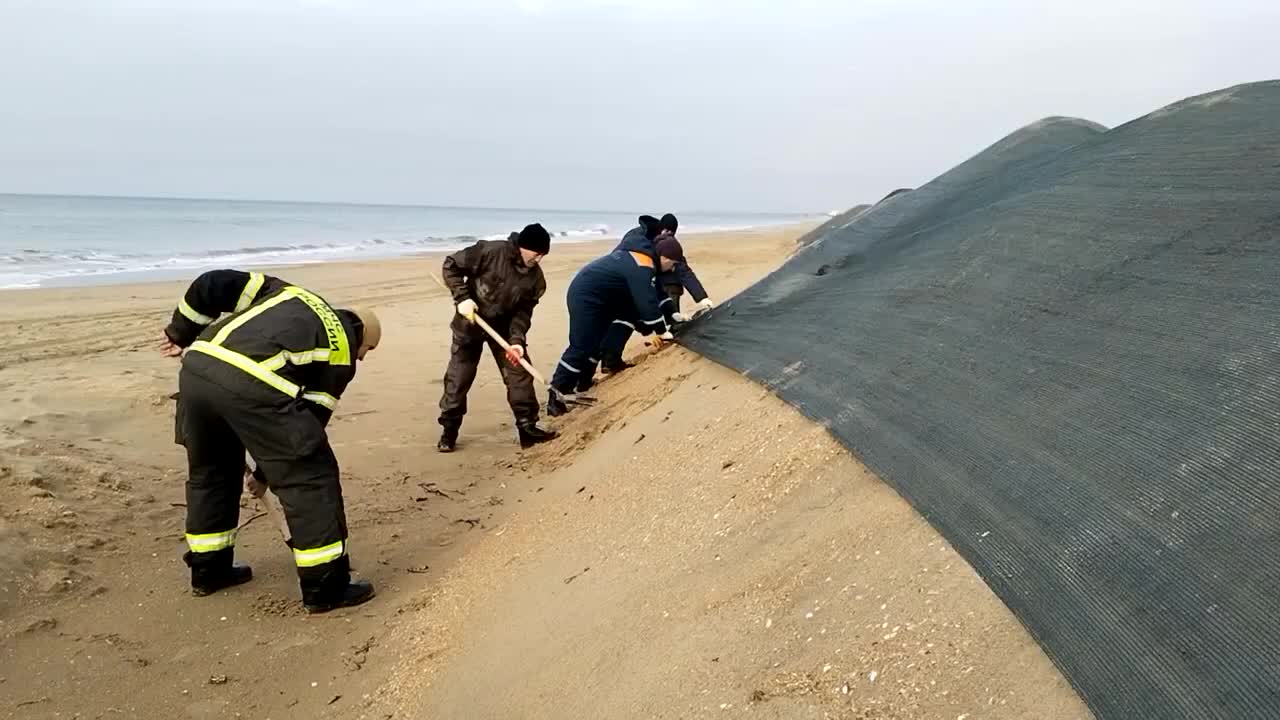 Отсутствие новых выбросов мазута в Анапе и Темрюкском районе подтверждено