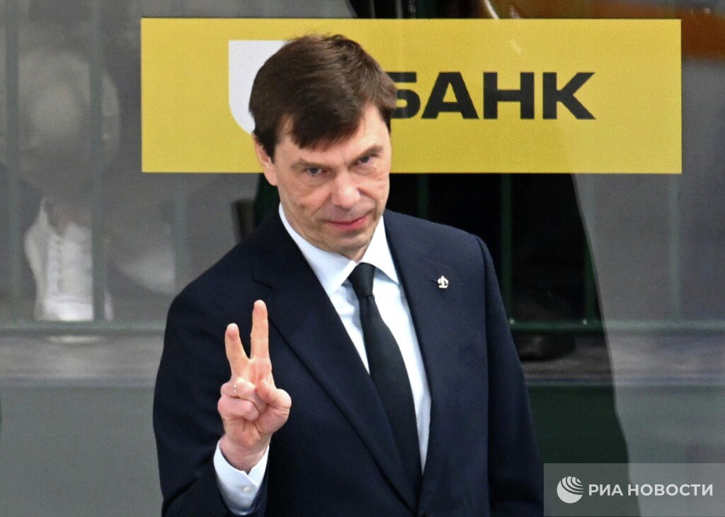 Кудашов стал рекордсменом Динамо по победам в КХЛ в качестве главного тренера Алексей Николаевич по количеству выигранных матчей опередил Олега Знарка который возглавлял команду с 2010 по 2014 год и одержал 176 побед Хорошее достижение Знаете я бы лучше как Зинэтула Билялетдинов или Олег Знарок выиграл что нибудь сказал тренер в эфире КХЛ ТВ Подписывайтесь на РИА Новости Спорт в MAX