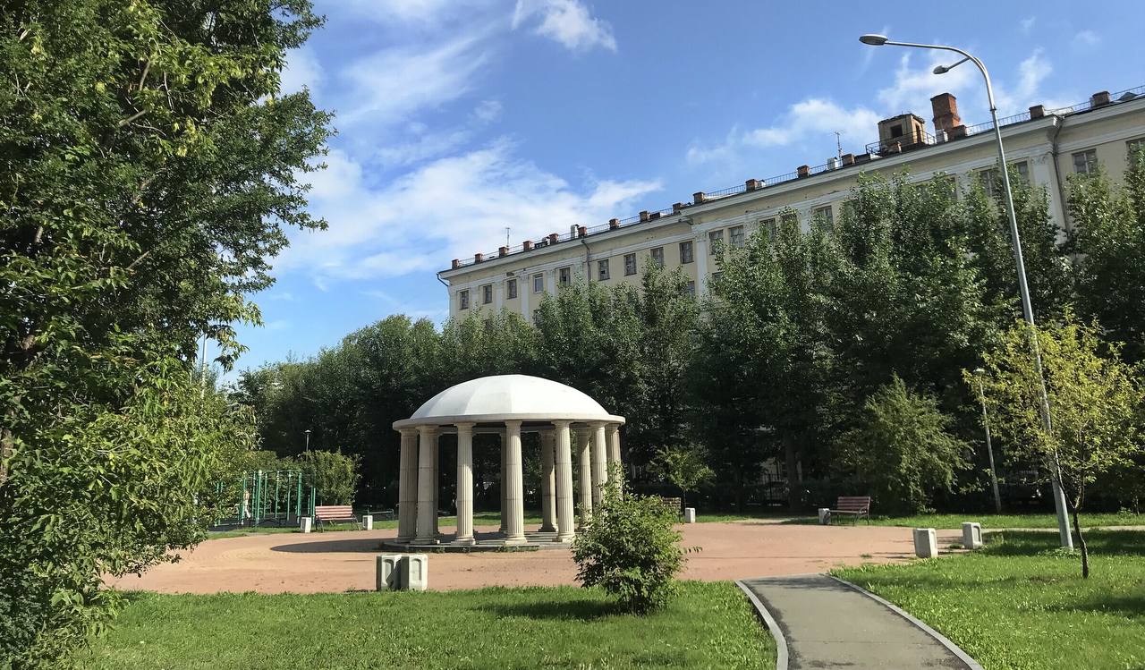 Парк Павлика Морозова в Екатеринбурге станет ещё больше Площадь парка Павлика Морозова, который располагается между улицами Белинского и Луначарского, будет увеличена на 6 383 квадратных метра. В результате, общая площадь зелёной зоны составит 56 360 квадратных метров. Кроме того, парку будет присвоен статус особо охраняемой природной территории ООПТ . Новости Екб тут