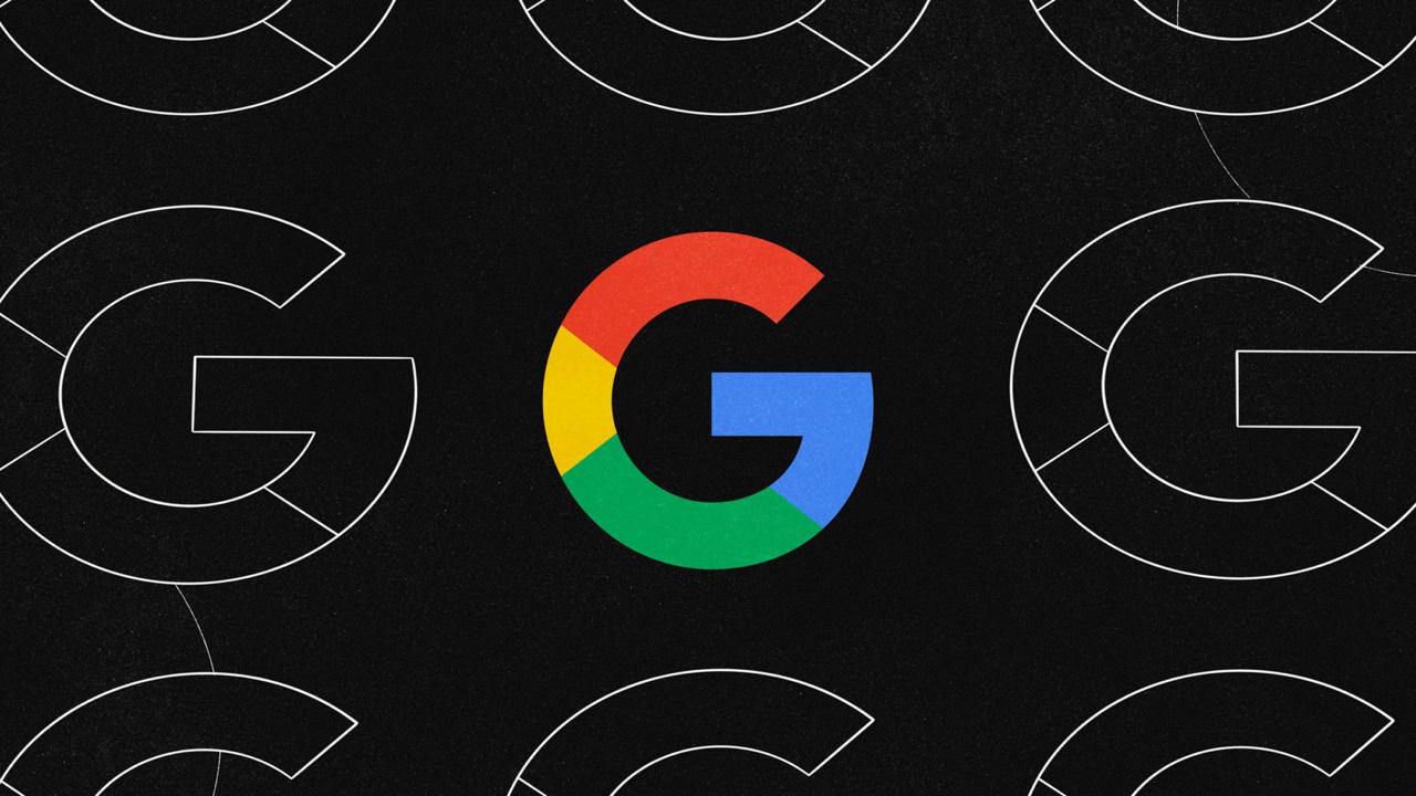 Google смягчил ограничения на установку сторонних приложений на Android В августе компания заявила что начиная со следующего года поставить на Android устройство софт от разработчика который не прошёл верификацию в Play Store будет невозможно Но на фоне всеобщего хейта гигант передумал теперь в Google обещают что опытные пользователи смогут поставить любой софт просто перед его установкой будет появляться некое уведомление оповещающее о рисках безопасности