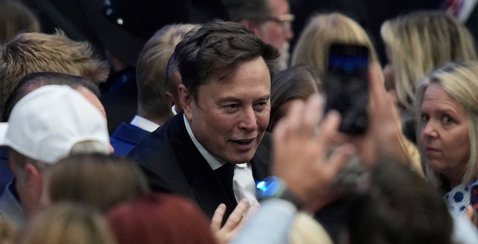 Задержат как Дурова Власти Франции сразу же задержат Илона Маска как только он явится в страну на допрос считает лидер французской партии Патриоты Флориан Филиппо В 2024 м году Филиппо советовал Дурову бежать из Франции чтобы спастись Какие прогнозы он даёт по Маску узнайте по ссылке     kod ru maska zaderzhat vo francii