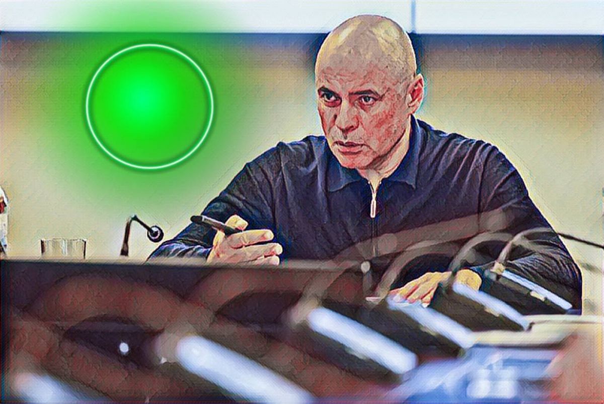 В Липецкой области отменили воздушную тревогу Губернатор Липецкой области Игорь Артамонов объявил отбой воздушной опасности. Ранее - красный, самый высокий уровень, вводился на территории города Ельца и Елецкого муниципального округа. В остальных районах сохранялся жёлтый уровень, но теперь и его отменили. ↗ Прислать новость Подписаться