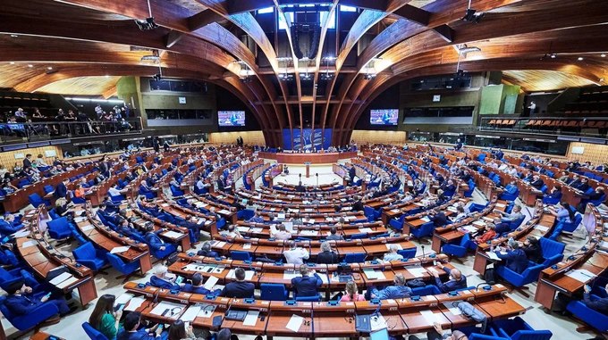 Члены ПАСЕ утвердили список участников платформы российских демократических сил в неё войдут 15 человек Как сообщил Скат media источник в Парламентской ассамблее Совета Европы её члены утвердили состав платформы российских демократических сил Информацию также подтвердил источник Эха Окончательное утверждение списка пройдёт на голосовании ассамблеи в ближайшее время Кто войдёт в платформу   Наталия Арно   Дмитрий Гудков   Марк Фейгин   Владимир Кара Мурза   Гарри Каспаров   Михаил Ходорковский   Олег Орлов   Любовь Соболь   Надежда Толоконникова   Андрей Волна От представителей коренных народов России в платформу войдут   Руслан Кутаев   Екатерина Кузнецова   Василий Батлай Матенов   Лана Пылаева   Павел Суляндзига Фото пресс служба ПАСЕ Подписаться Связаться Поддержать Patreon