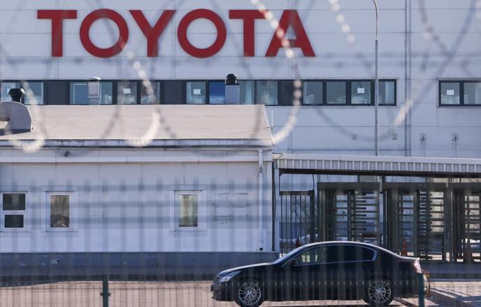 Производство на бывших заводах Toyota в Санкт Петербурге и Volkswagen в Нижегородской области планируется запустить в 2026 году сообщил глава Минпромторга РФ jkinvest news jkinvest