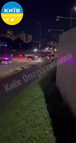 Два инцидента с травмами в Киеве и Луганске: ДТП с микроавтобусом и авария с самокатчиком