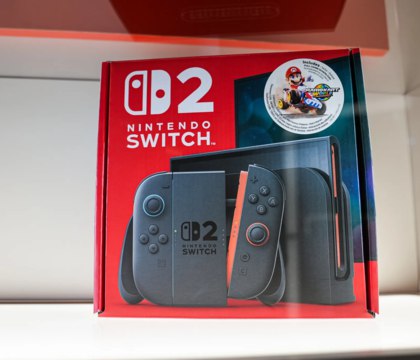 Nintendo Switch 2 начали завозить в магазины — до старта продаж чуть больше недели До выхода горячо ожидаемой портативной консоли Nintendo Switch 2 остается чуть больше недели и устройства уже начали завозить в зарубежные магазины. В интернете стали появляться фотографии из магазинов сети American Target. На снимках показаны первые поставки Nintendo Switch 2. Читать далее