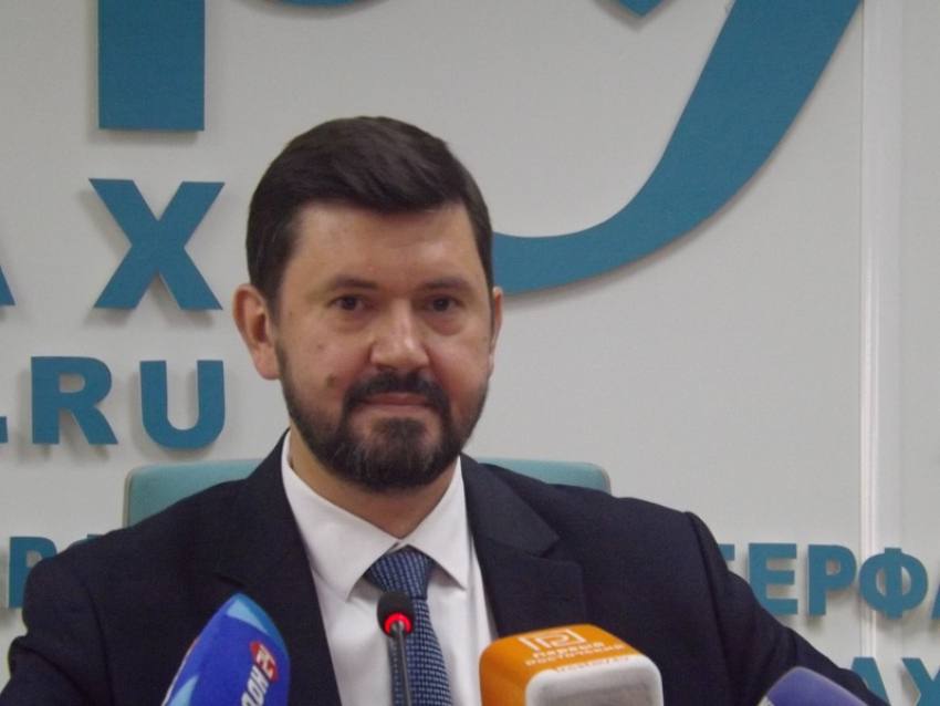 Бывший министр экономического развития Ростовской области Максим Папушенко назначен генеральным директором АНО «Федеральный центр компетенций в сфере производительности труда» Его кандидатуру утвердили на общем собрании учредителей. Работа Авто Глэмпинг Медицина