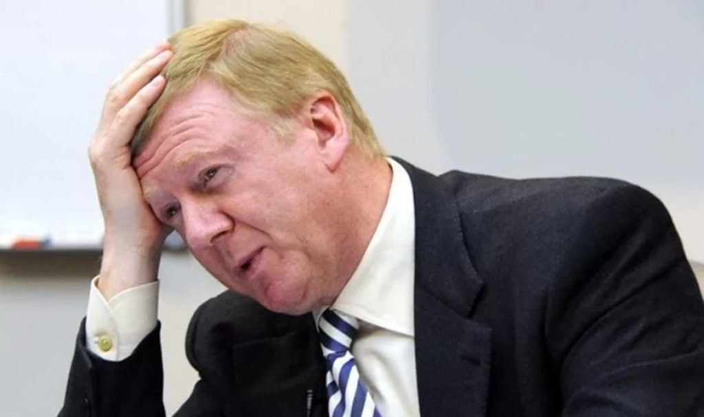 Суд арестовал счета Чубайса почти на 11 9 млрд рублей по иску Роснано сообщает ТАСС со ссылкой на решение московского суда bankoffo