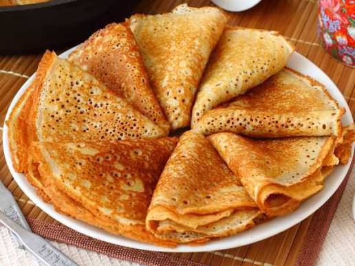 500 млн столько блинов ежегодно съедают россияне на Масленицу На их приготовление уходит 8 3 тыс тонн муки 27 8 тыс тонн молока и 1 7 тыс тонн растительного масла В комментариях нужен беспроигрышный рецепт блинов