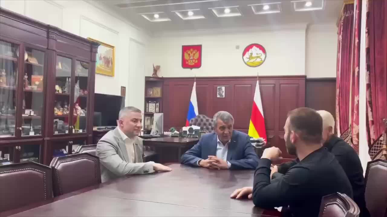 В Челябинске и Владикавказе пройдут турниры по боксу и ММА с участием топовых бойцов