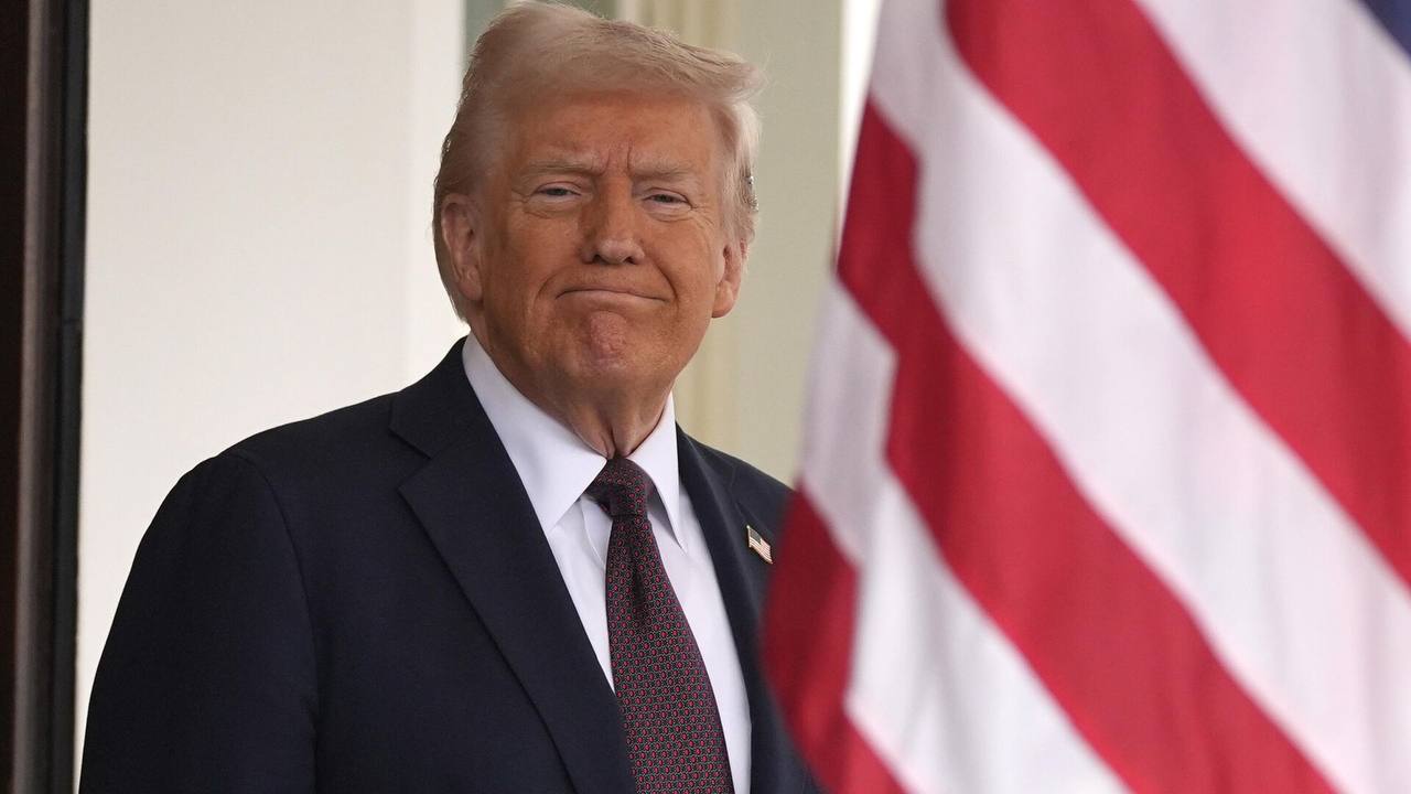 В администрации Белого дома отметили, что Трамп по-прежнему готов вести переговоры с Ираном для решения нынешнего конфликта.
