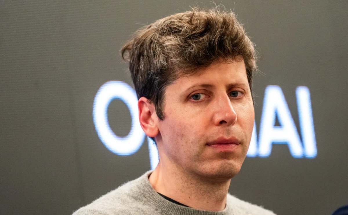 Merge Labs которая собирается разрабатывать неинвазивные интерфейсы для связи мозга и компьютера вышла из режима скрытой разработки и объявила об инвестициях от OpenAI Как пишет Wired всего стартап среди основателей которого глава OpenAI Сэм Альтман привлёк 252 млн vc ru future 2691776