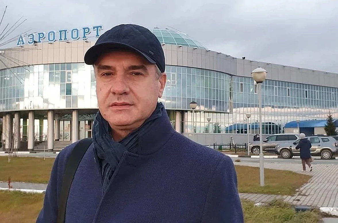 В Салехарде  ЯНАО  задержан заместитель мэра Николай Токарчук. Задержание прошло в аэропорту 10 августа при поддержке Росгвардии.  ____ В России очень серьёзно взялись за чиновников-взяточников. Скоро марафон продолжится и в Ростовской области. Скорее всего, сразу после выборов. Логвиненко остался практически без покровителей, кроме нескольких знакомых из АП. Но даже они дистанцировались от него и понимают, что он сбитый коррупционный лётчик. Не говоря уже о его бывших замах типа Новицкого, Симкова и прочих.
