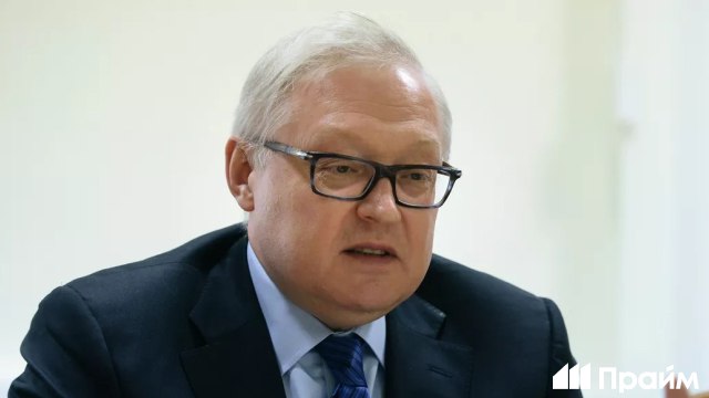 Диалог России и США по теме обмена заключенными идет, этим занимаются соответствующие службы, сообщил Рябков Что еще сказал замглавы российского МИД: Торможения в диалоге Москвы и Вашингтона нет, есть "техническая пауза", скоро будет определена дата нового раунда консультаций; Россия будет учитывать ядерное сотрудничество Великобритании и Франции в своем военном планировании; МИД взял на контроль ситуацию с российским баскетболистом Касаткиным, задержанным во Франции по запросу Штатов; Россия в контексте угроз США в адрес БРИКС призывает к компромиссам и не рекомендует говорить с участниками объединения на языке манипуляций.