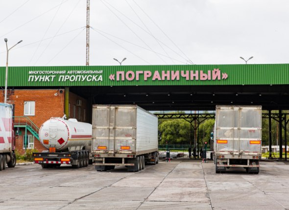 В регионах Дальнего Востока отремонтируют пункты пропуска через границу Михаил Мишустин рассказал о модернизации и ремонте погранпереходов Читать подробнее на сайте...