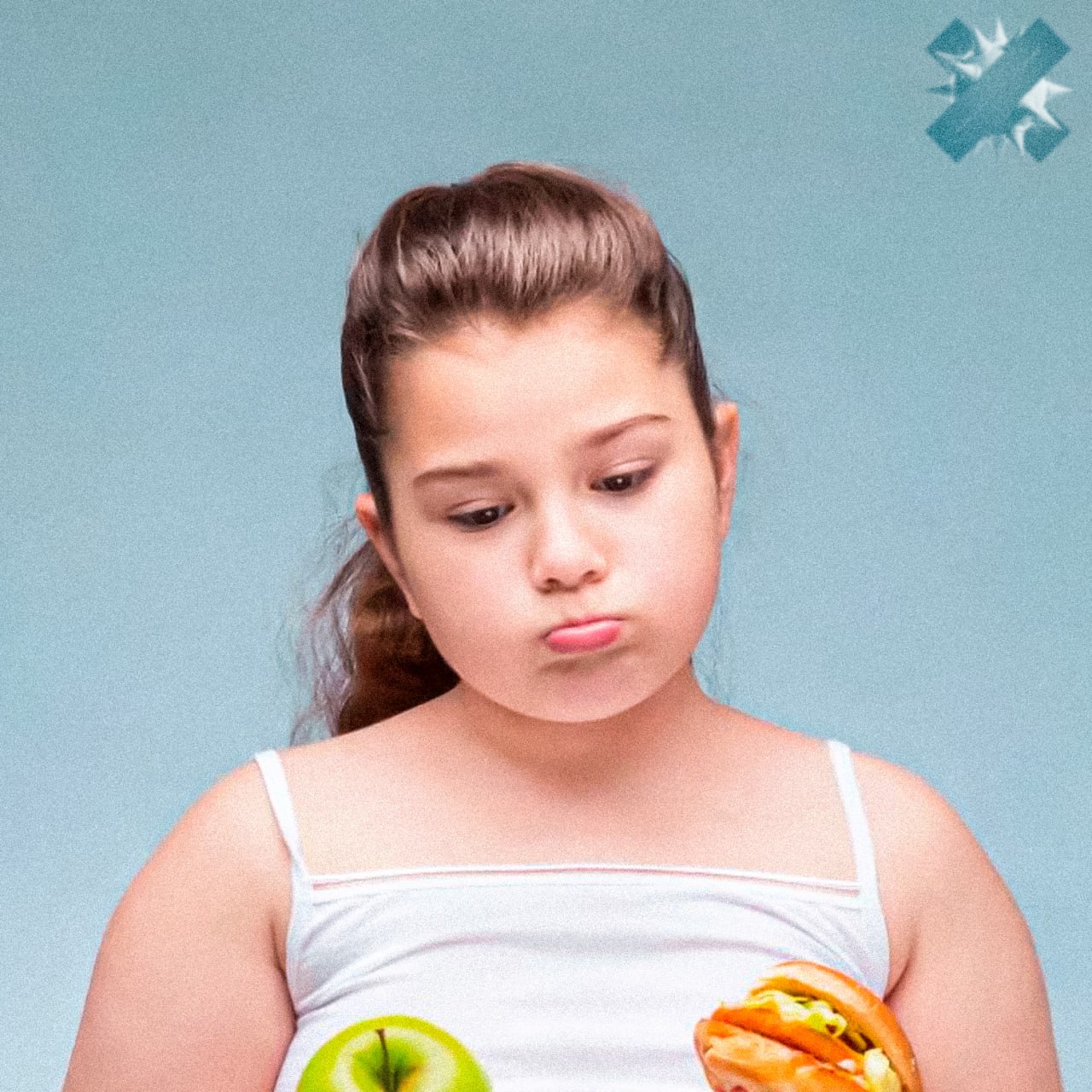 Более трети детей страдают от лишнего веса Врачи бьют тревогу среди детей и подростков всё чаще фиксируют избыточный вес Почти 650 тысяч несовершеннолетних уже получили диагноз ожирение Медики предупреждают будущее страны под угрозой ведь лишний вес в детстве повышает риск серьёзных проблем со здоровьем во взрослом возрасте ситуацию надо срочно исправлять ну главное чтобы телефон в руке помещался НЕ МОРГЕНШТЕРН