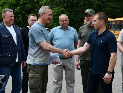 Ещё 29 объектов Первомайска поможет восстановить Калужская область Губернатор Калужской области побывал с рабочим визитом в Луганской Народной Республике. На встрече с руководителем ЛНР и главой администрации Первомайска обсуждались результаты уже оказанной помощи и дальнейшая совместная работа.