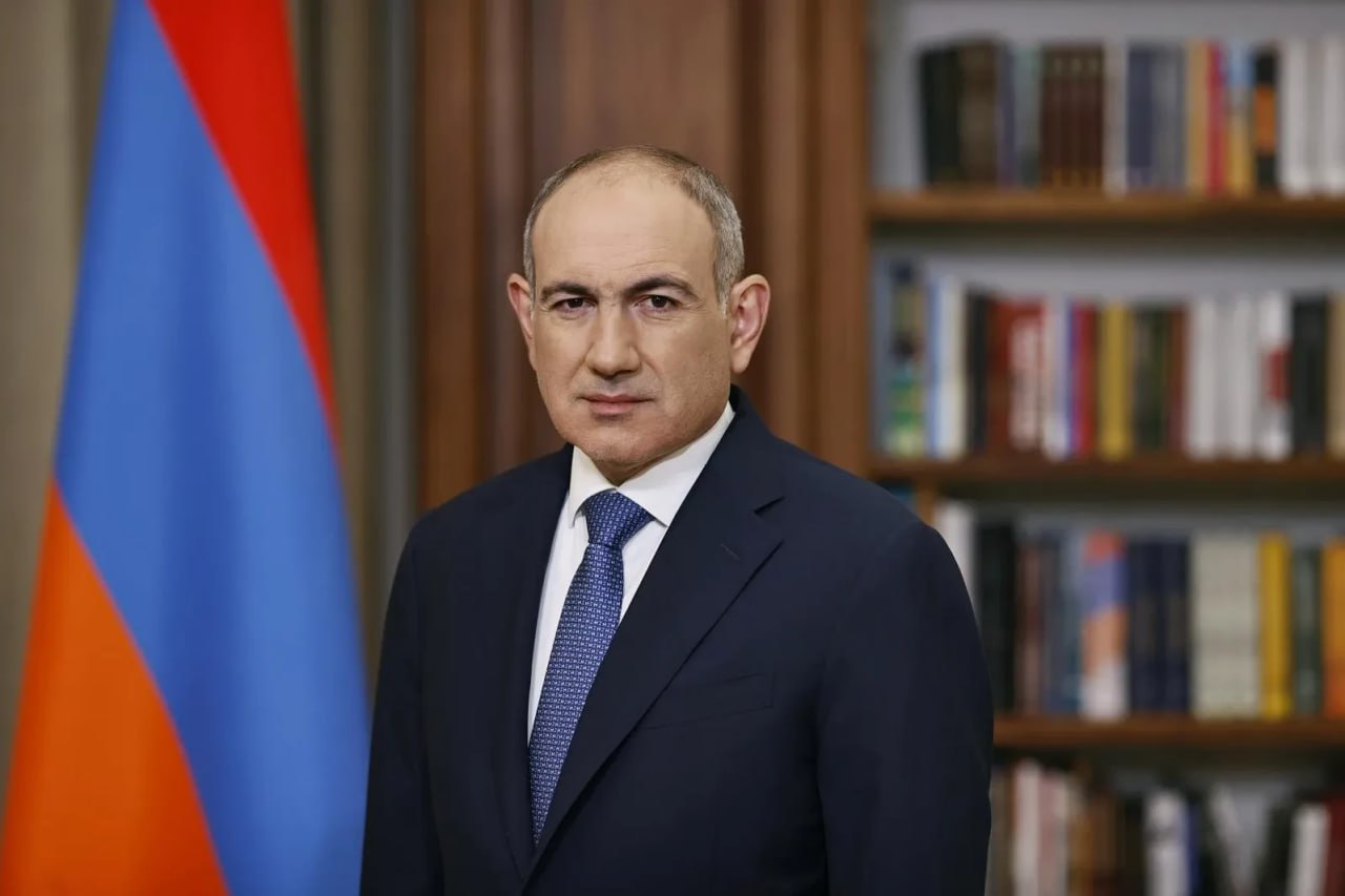 Премьер-министр Армении Никол Пашинян отбыл с рабочим визитом в Албанию. Аппарат премьер-министра сообщает, что Никол Пашинян примет участие в очередном 6-м саммите Европейского политического сообщества. В Албании запланированы двусторонние встречи с международными партнерами.