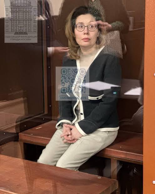 Супруга экс мэра Сочи Алексея Копайгородского Янина не сможет разместить своих детей в СИЗО Суд в Москве отклонил ее административный иск Об этом сообщила адвокат Елизавета Меткина Копайгородская требовала признать незаконным отказ администрации следственного изолятора поместить к ней троих малолетних детей 2021 2022 и 2023 годов рождения и обязать учреждение разрешить их совместное проживание до достижения четырехлетнего возраста Меткина уточнила что администрация СИЗО четыре раза отклоняла соответствующие ходатайства Янины   SOCHI TODAY
