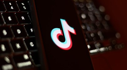 TikTok удалил интервью молдавского блогера с Захаровой   Соцсеть TikTok удалила интервью молдавского блогера Габриэля Кэлина с официальным представителем МИД России Марией Захаровой.  Читать далее