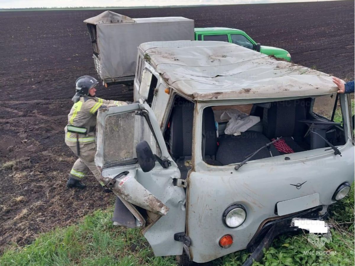 В жутком ДТП в районе Ливен погиб человек Вчера, 1 мая, в аварии в районе Ливен погиб один человек и еще несколько получили травмы, сообщили в региональной полиции. ↗ Прислать новость Подписаться